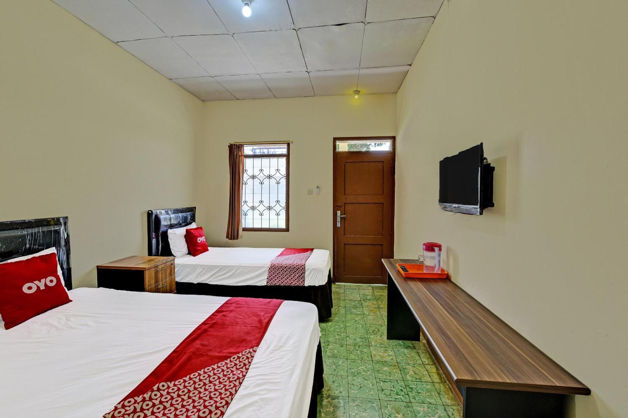 Oyo 90443 Hotel New Kartika In Cilopadang Ngoại thất bức ảnh