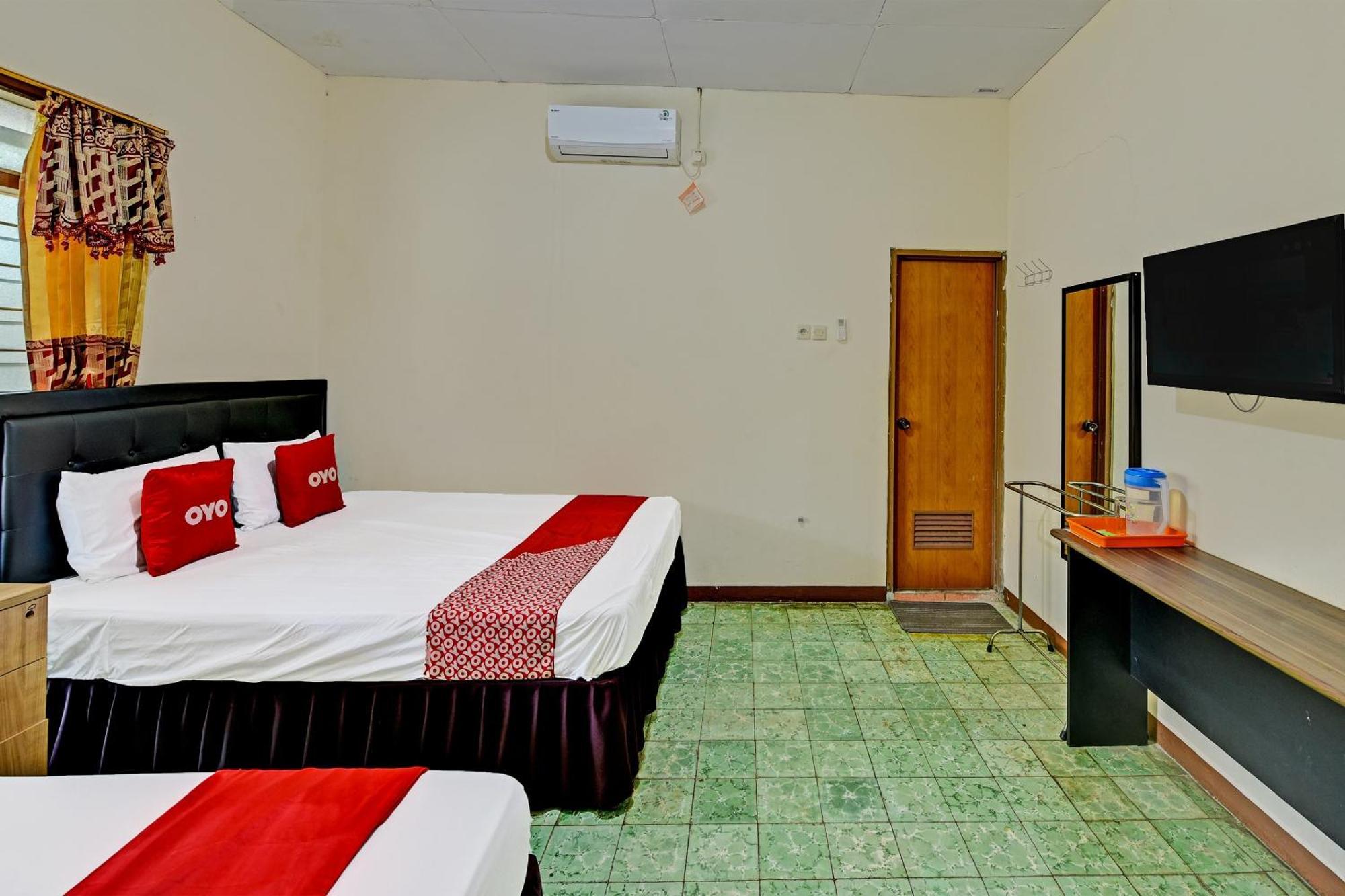 Oyo 90443 Hotel New Kartika In Cilopadang Ngoại thất bức ảnh