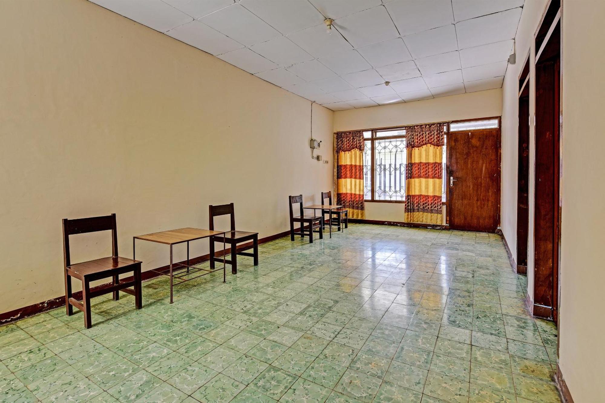 Oyo 90443 Hotel New Kartika In Cilopadang Ngoại thất bức ảnh
